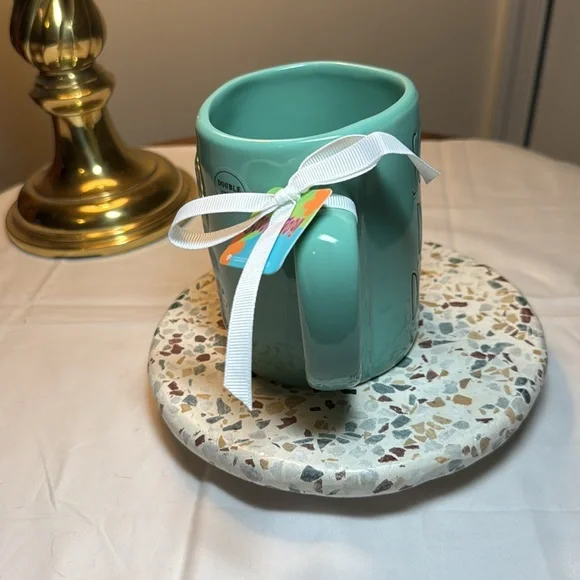 Rae Dunn Scooby Dooby Doooo coffee/tea mug - Picture 3 of 5